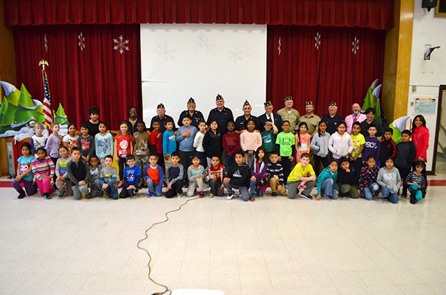 Local Vets Visit Gardnertown, Group Photo